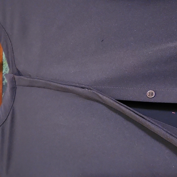 Catherine Malandrino Navy Ladies Blouse with Accordion Sleeves - Picture 3 of 5